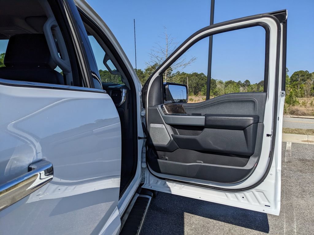 Used 2023 Ford F150 Lariat w/ FX4 Off-Road Package AWD/4WD image 60