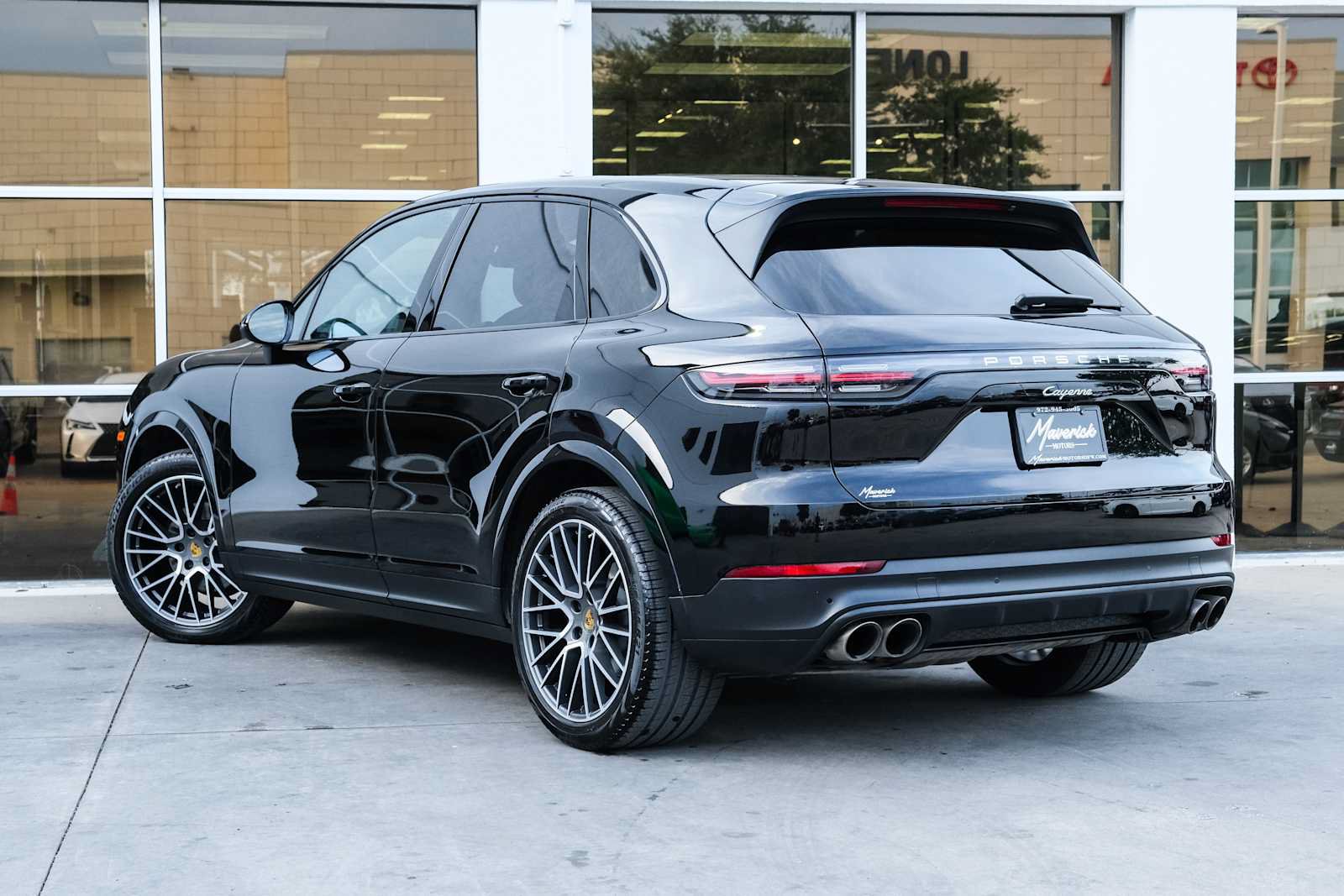 Used 2019 Porsche Cayenne AWD/4WD image 13