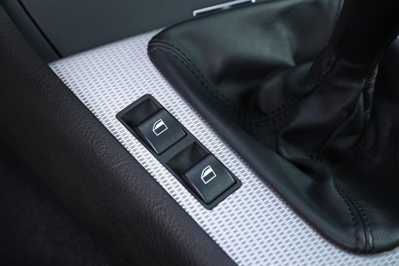 Used 2005 BMW M3 Coupe image 57