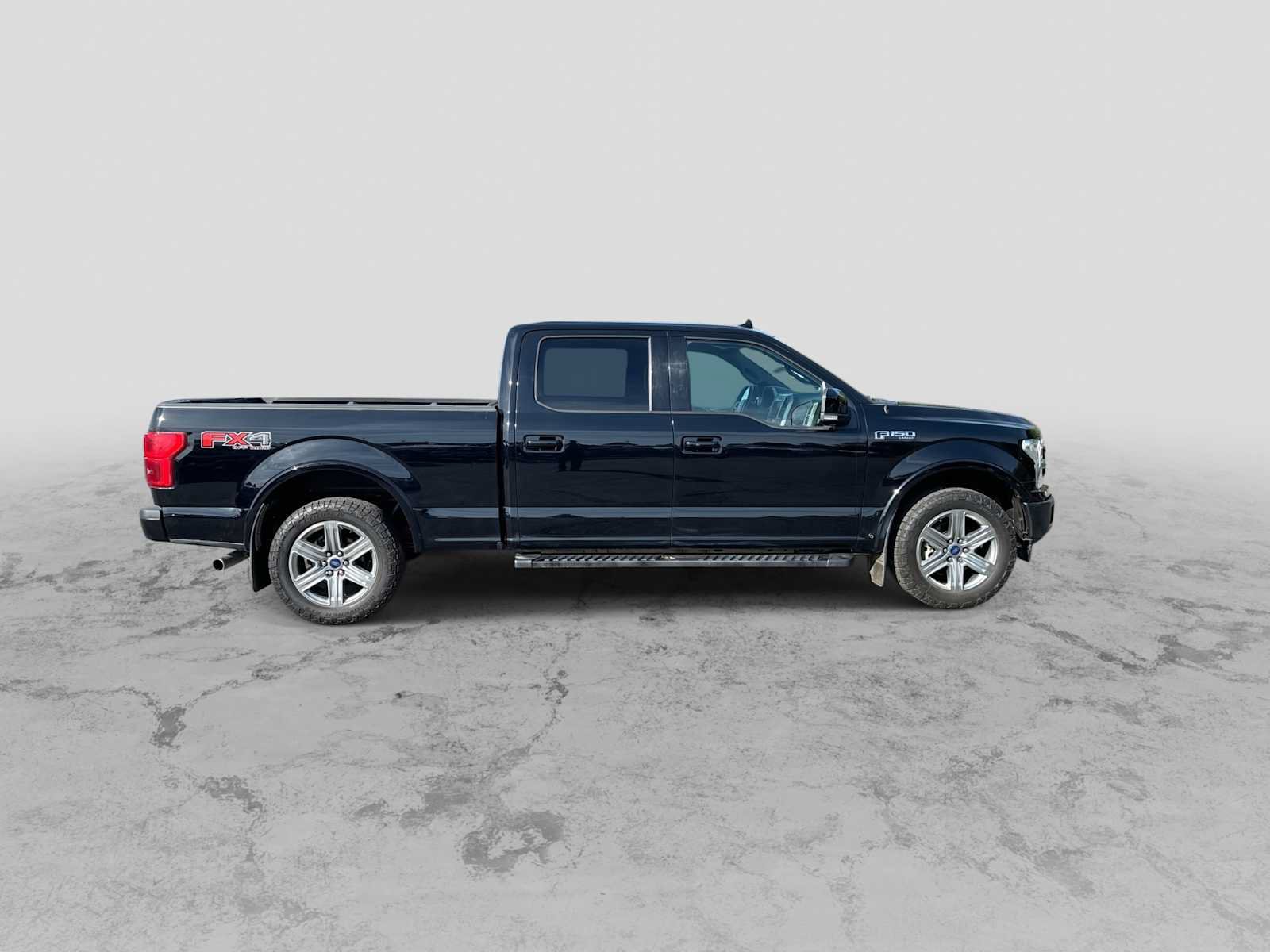 Used 2018 Ford F150 Lariat w/ Equipment Group 502A Luxury AWD/4WD image 9