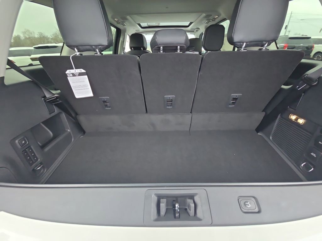 New 2025 Lincoln Navigator Reserve AWD/4WD image 30