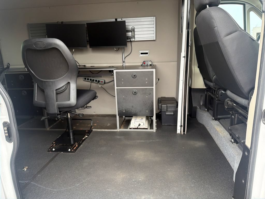 Used 2021 RAM ProMaster 1500 FWD image 24