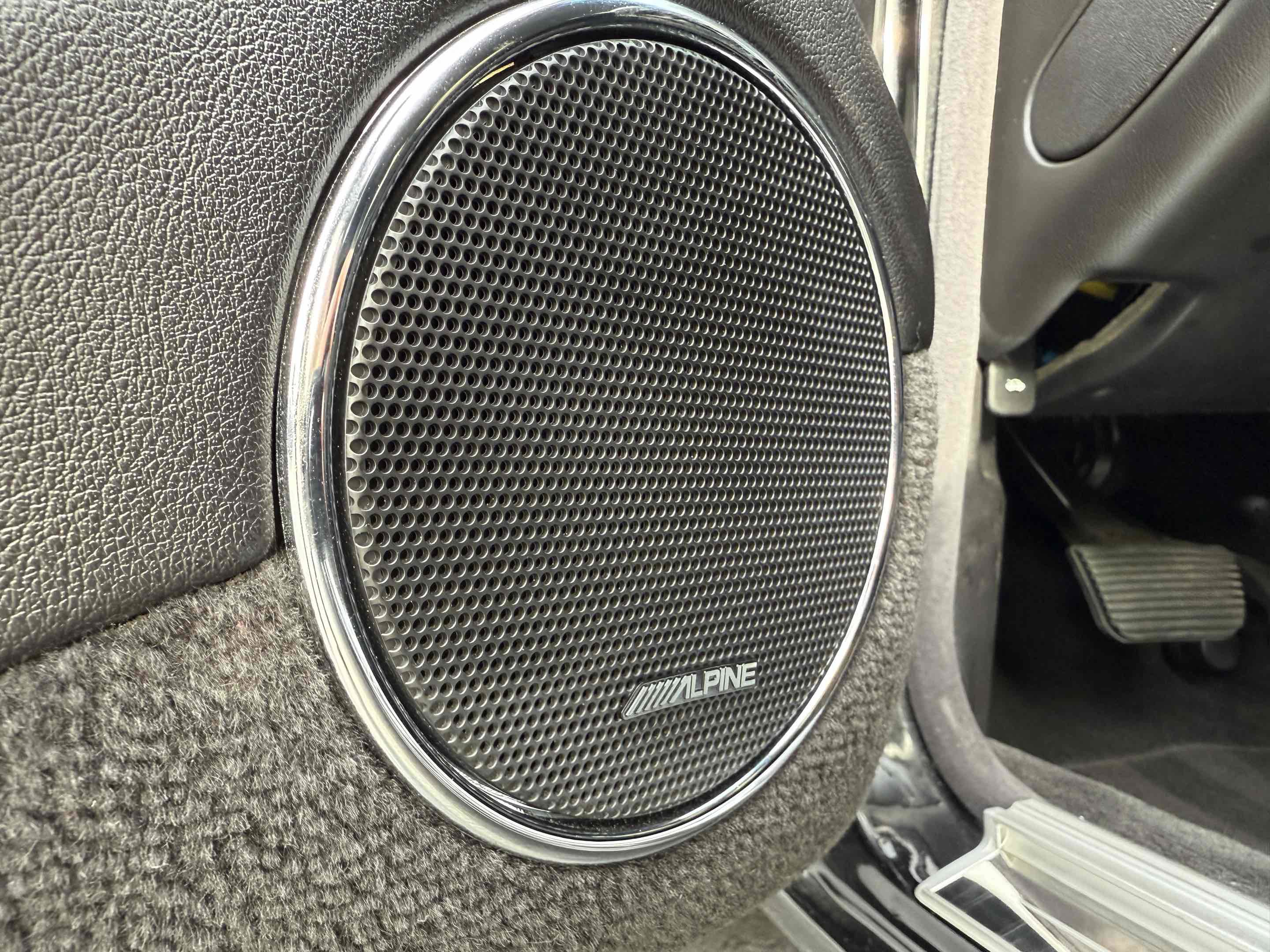 Used 2002 Jaguar XJ8 image 65