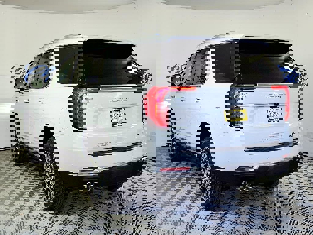 New 2026 GMC Yukon Denali w/ Denali Reserve Package image 2