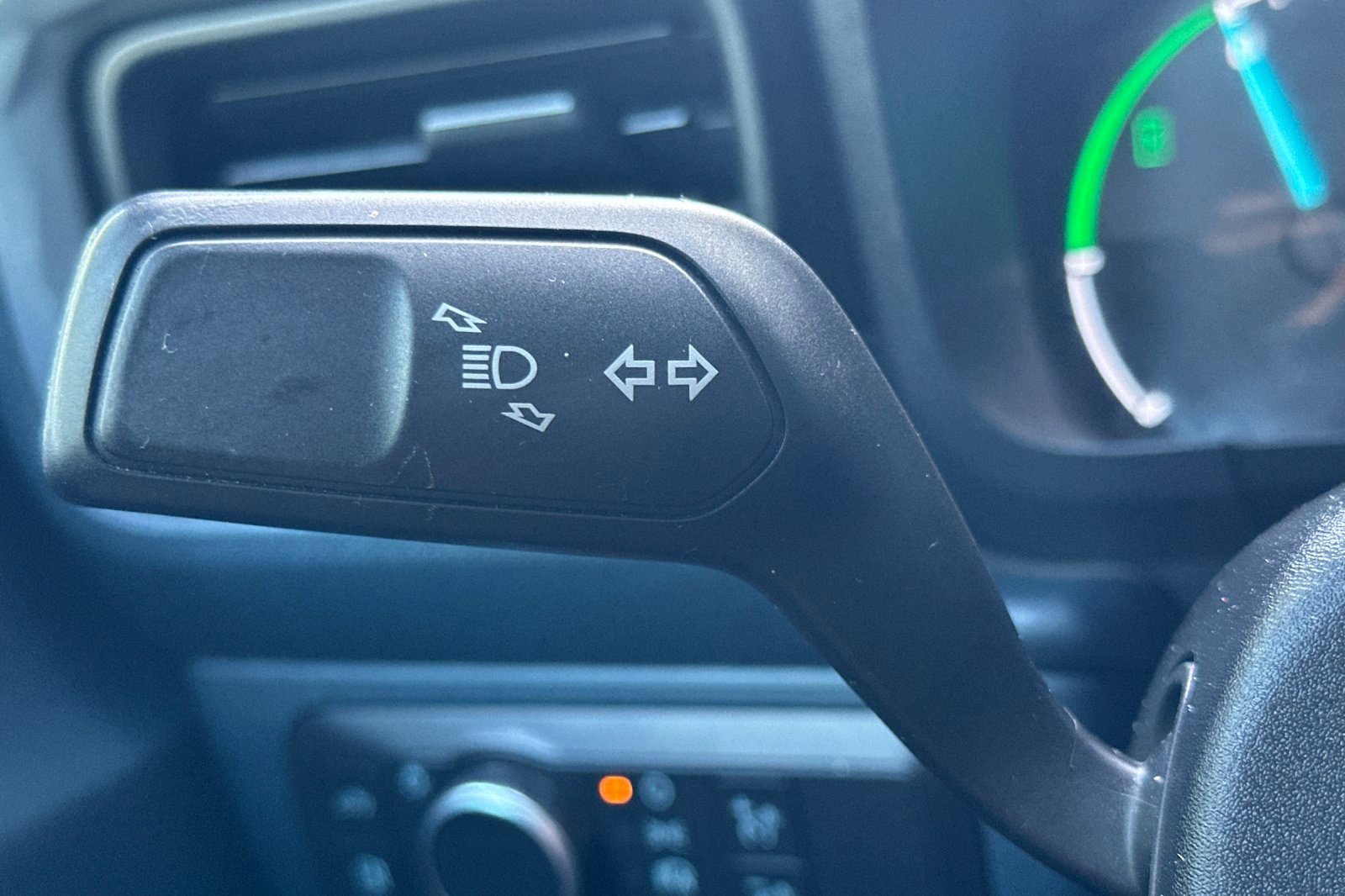 Used 2022 Ford Maverick XL image 28