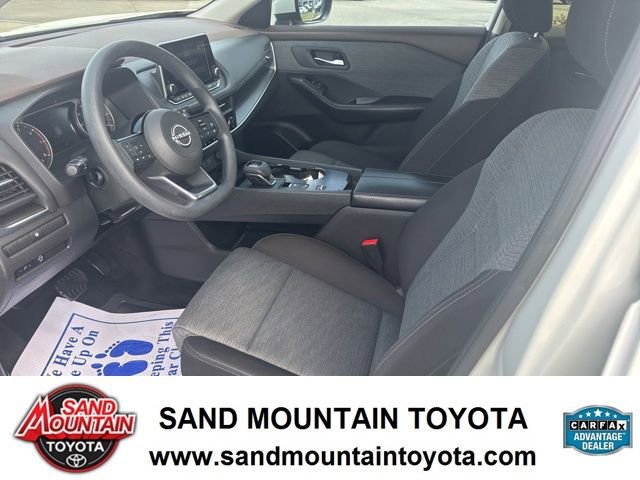 Used 2023 Nissan Rogue SV FWD image 12
