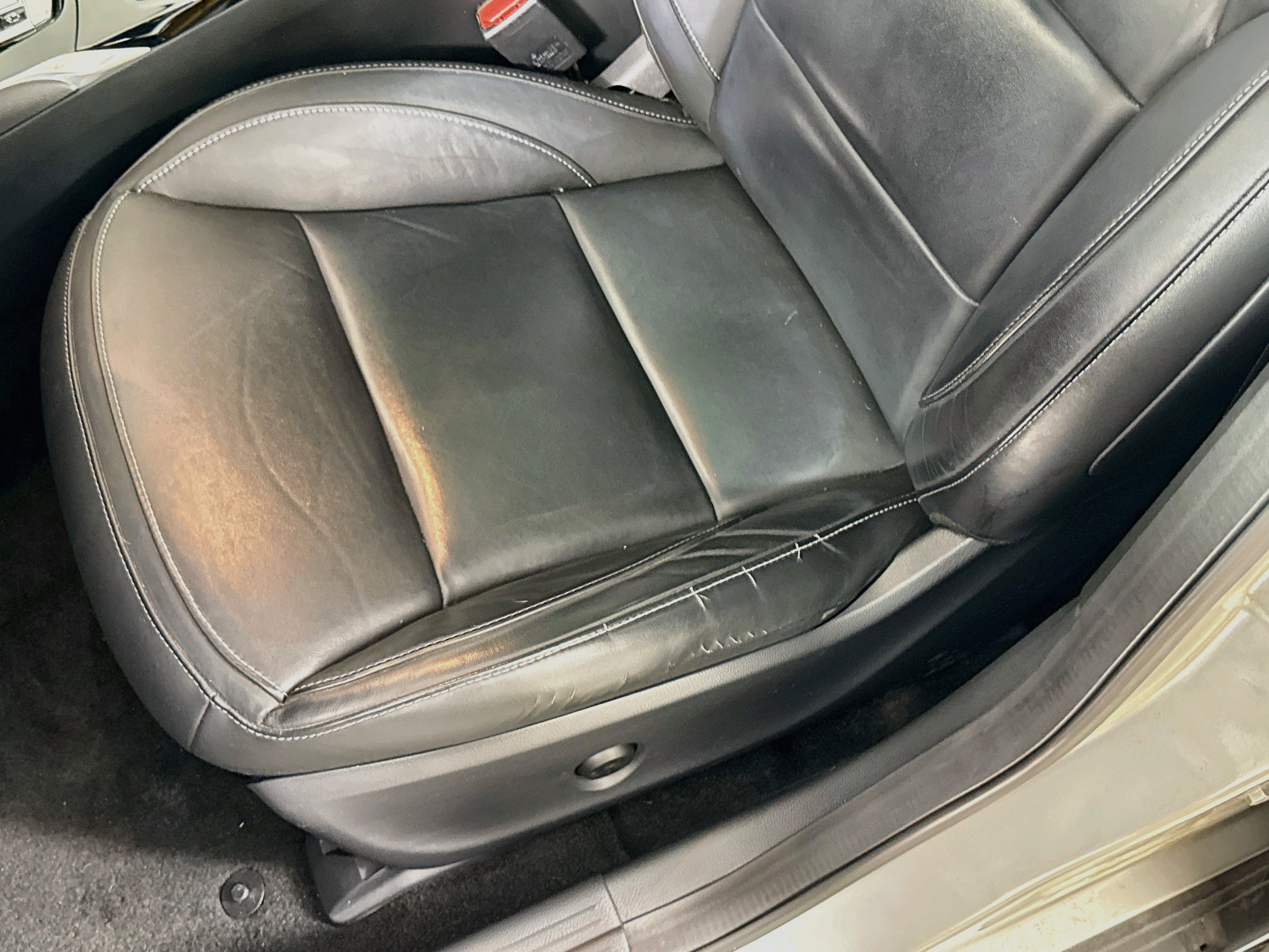 Used 2018 INFINITI QX30 AWD image 21