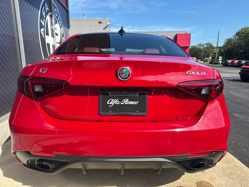 Used 2021 Alfa Romeo Giulia Ti Sport AWD/4WD image 10