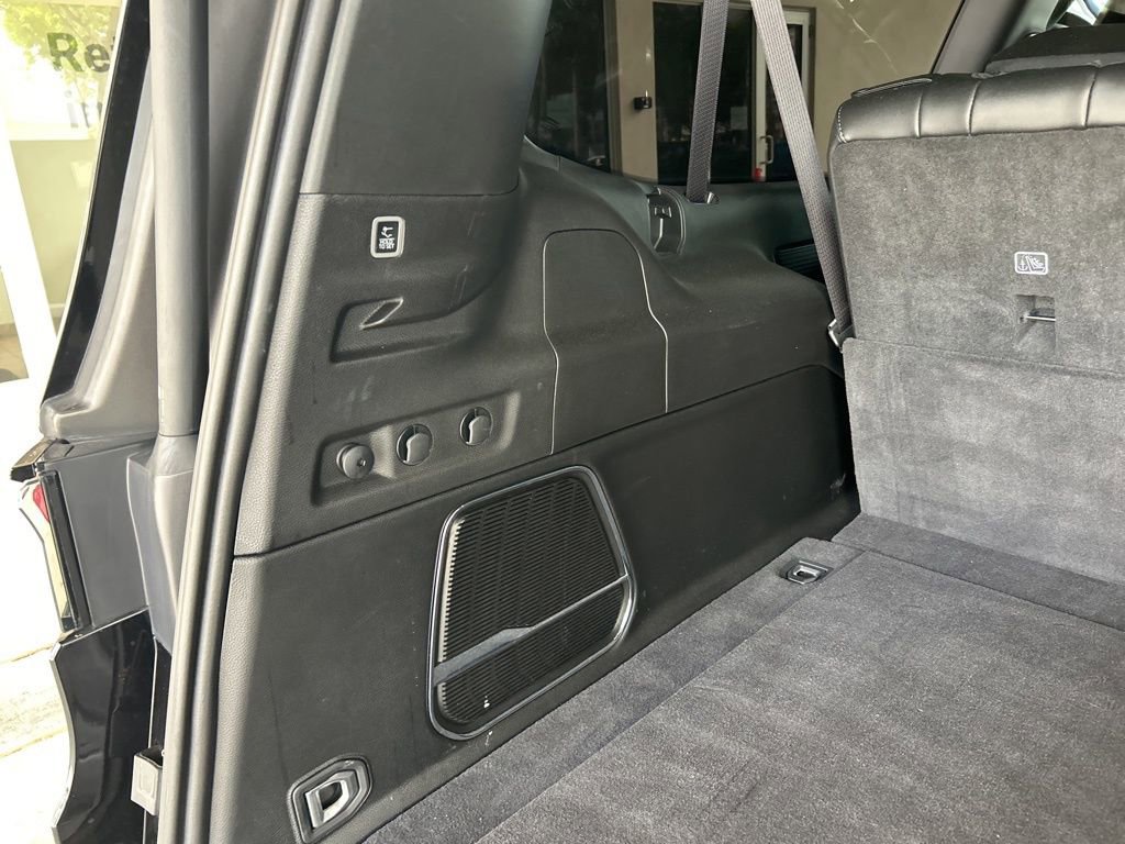 Used 2025 Jeep Wagoneer L Series II image 38