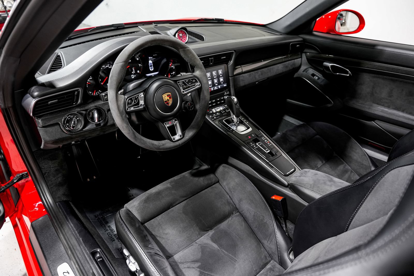 Used 2017 Porsche 911 Targa 4 GTS AWD/4WD image 10