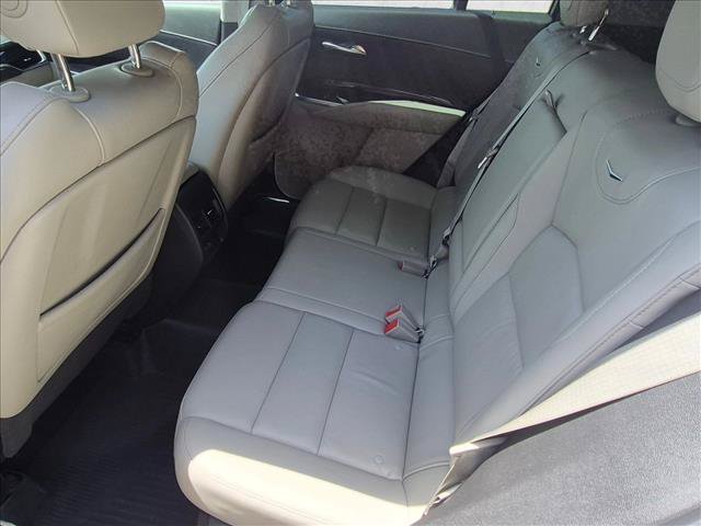Used 2023 Cadillac XT4 Premium Luxury FWD image 18