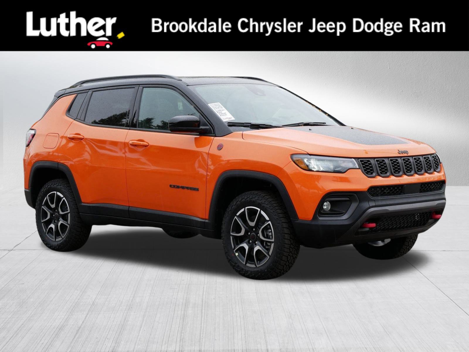 New 2026 Jeep Compass Trailhawk w/ Sun, Sound & Navigation Group