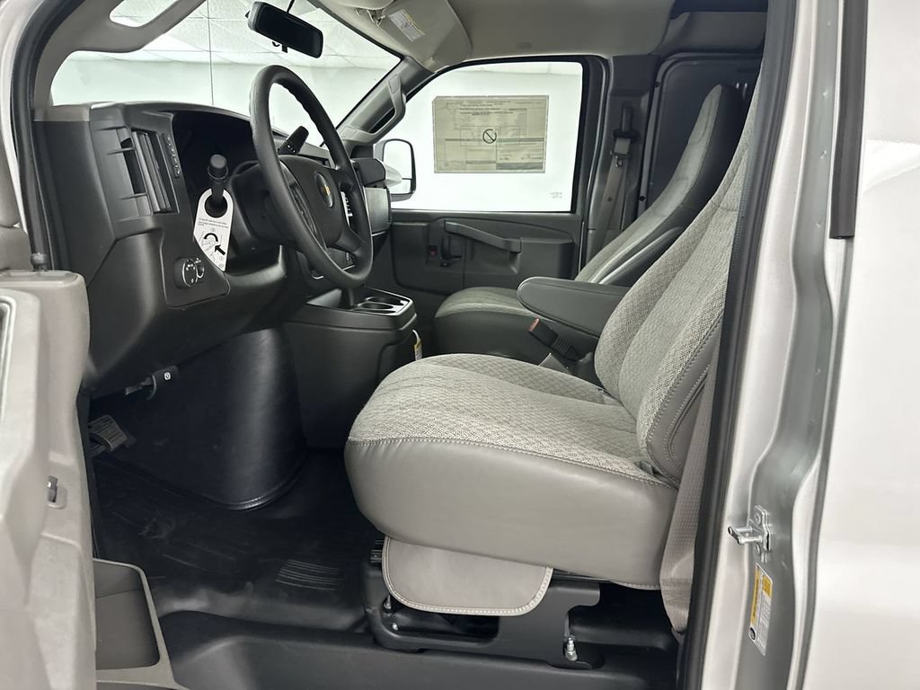New 2026 Chevrolet Express 3500 Extended w/ Driver Convenience Package RWD image 10
