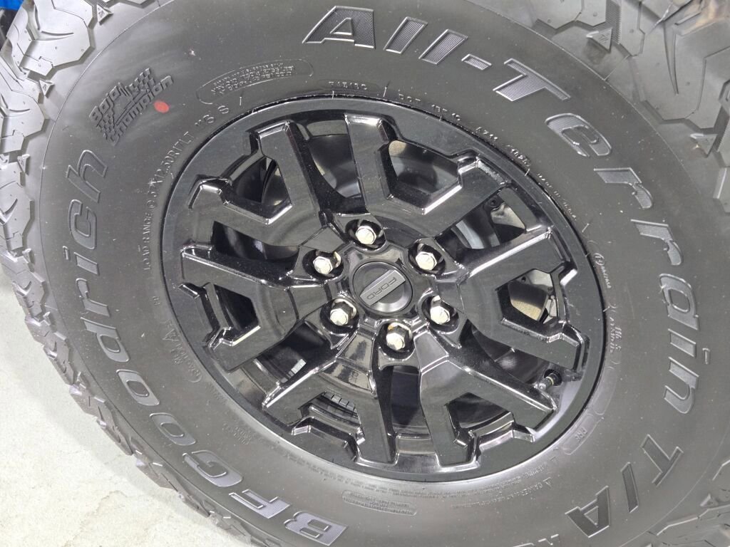 New 2025 Ford Bronco Raptor image 10