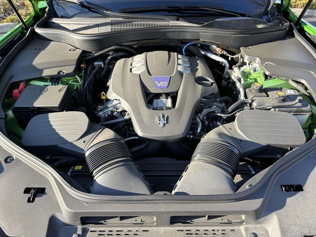 New 2023 Maserati Levante Modena image 17