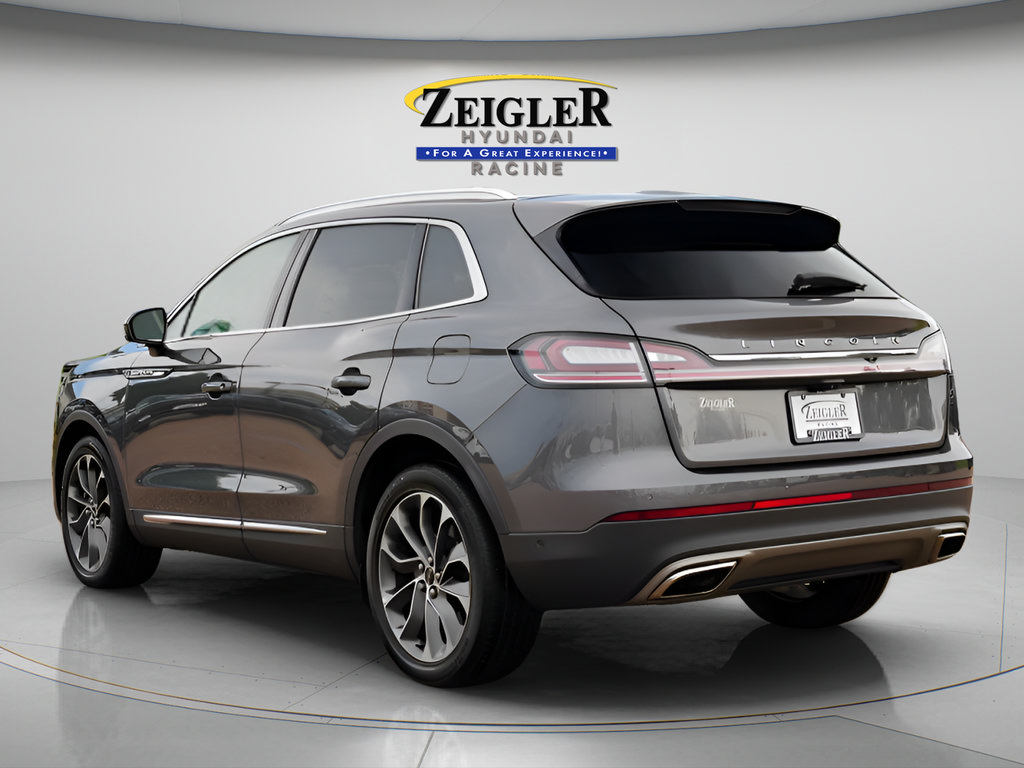 Used 2023 Lincoln Nautilus Reserve AWD/4WD image 5