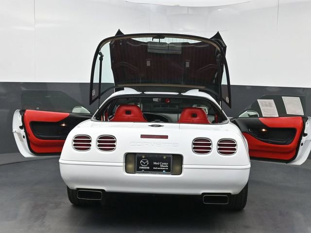 Used 1994 Chevrolet Corvette Coupe image 38