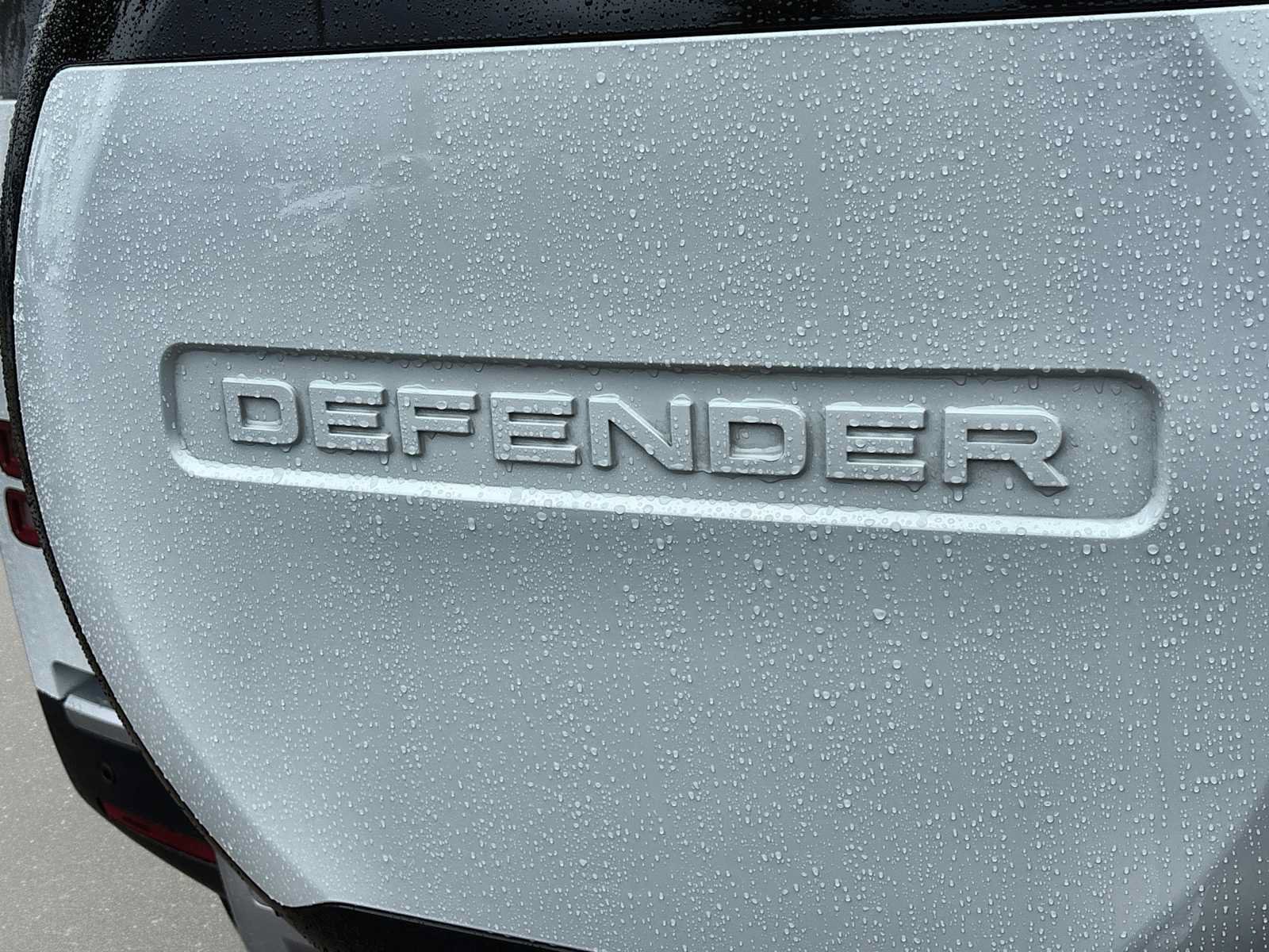 Used 2025 Land Rover Defender 90 S AWD/4WD image 16