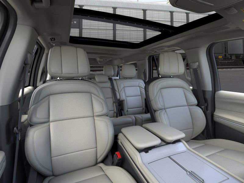 New 2026 Lincoln Navigator L Reserve image 9