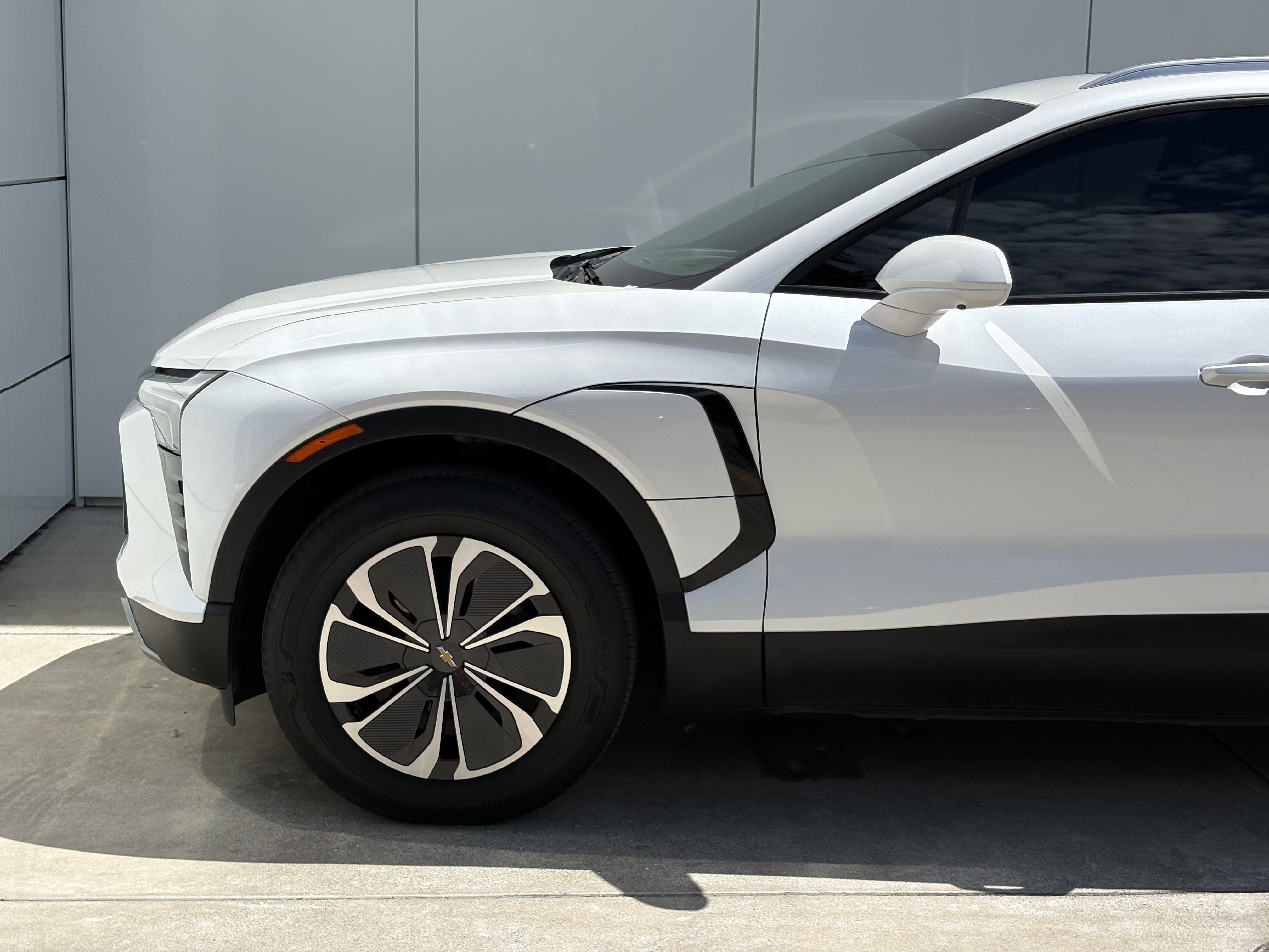 Used 2024 Chevrolet Blazer EV LT AWD/4WD image 5