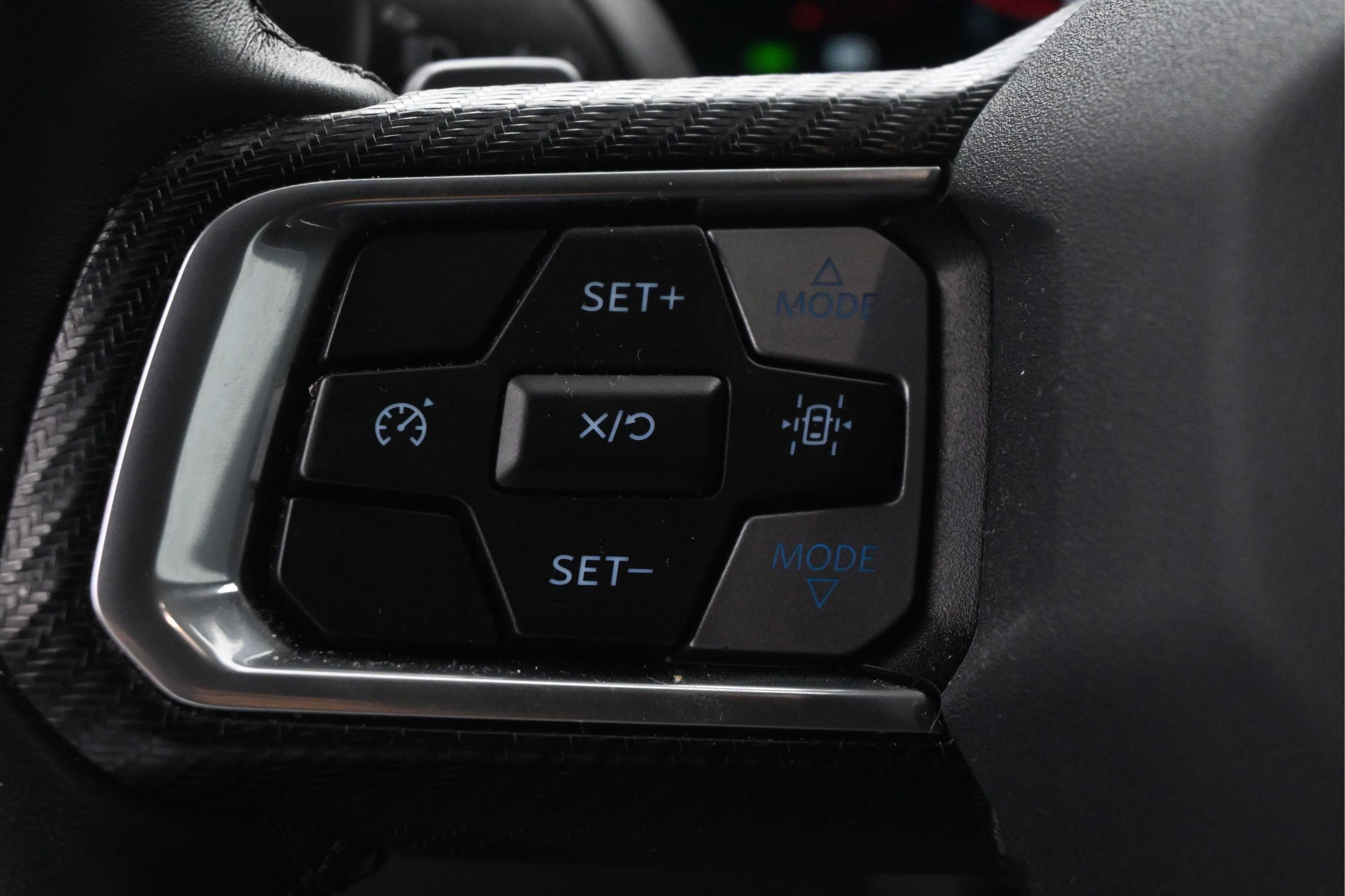 Used 2025 Ford Mustang GT RWD image 16