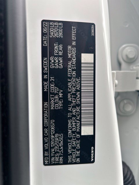 Certified 2023 Volvo XC60 B5 Core AWD/4WD image 28