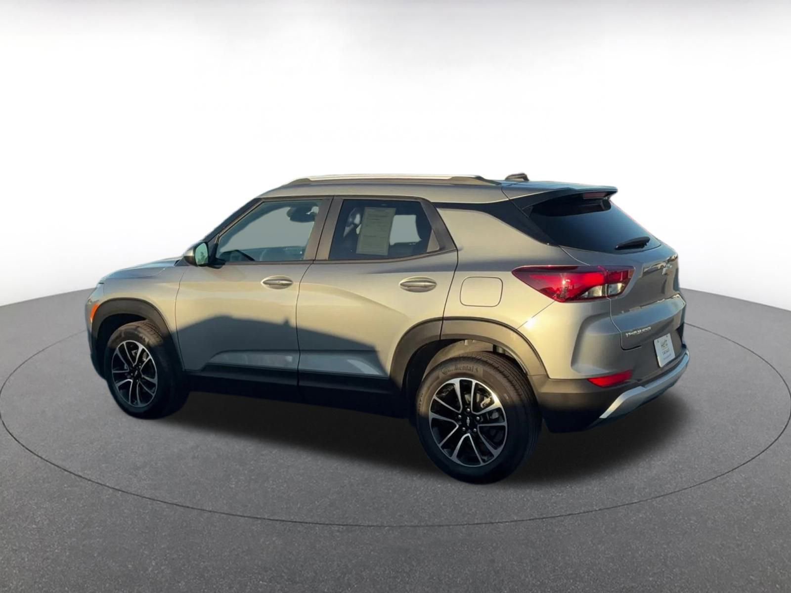 Used 2025 Chevrolet TrailBlazer LT image 10