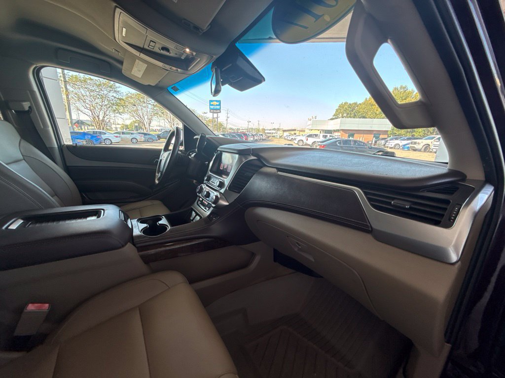 Used 2017 Chevrolet Tahoe LT w/ Luxury Package RWD image 41