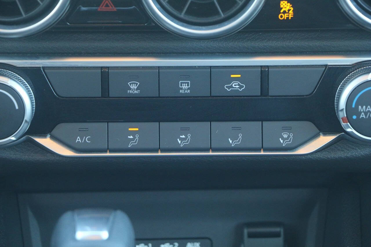 Used 2024 Nissan Sentra SV FWD image 20