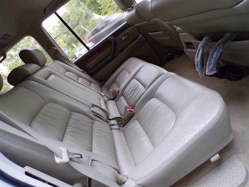 Used 2003 Lexus LX 470 4WD image 23