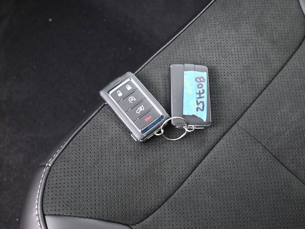 New 2025 Jeep Grand Cherokee Laredo image 19