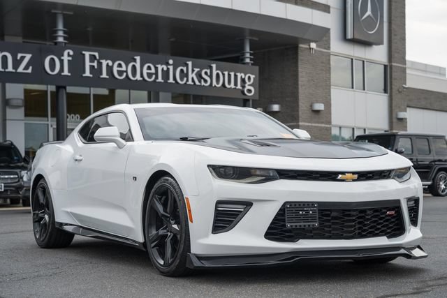 Used 2016 Chevrolet Camaro SS RWD image 1