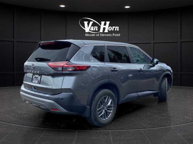 Used 2023 Nissan Rogue S image 3