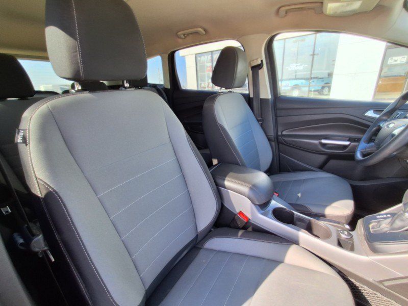 Used 2016 Ford Escape SE FWD image 15