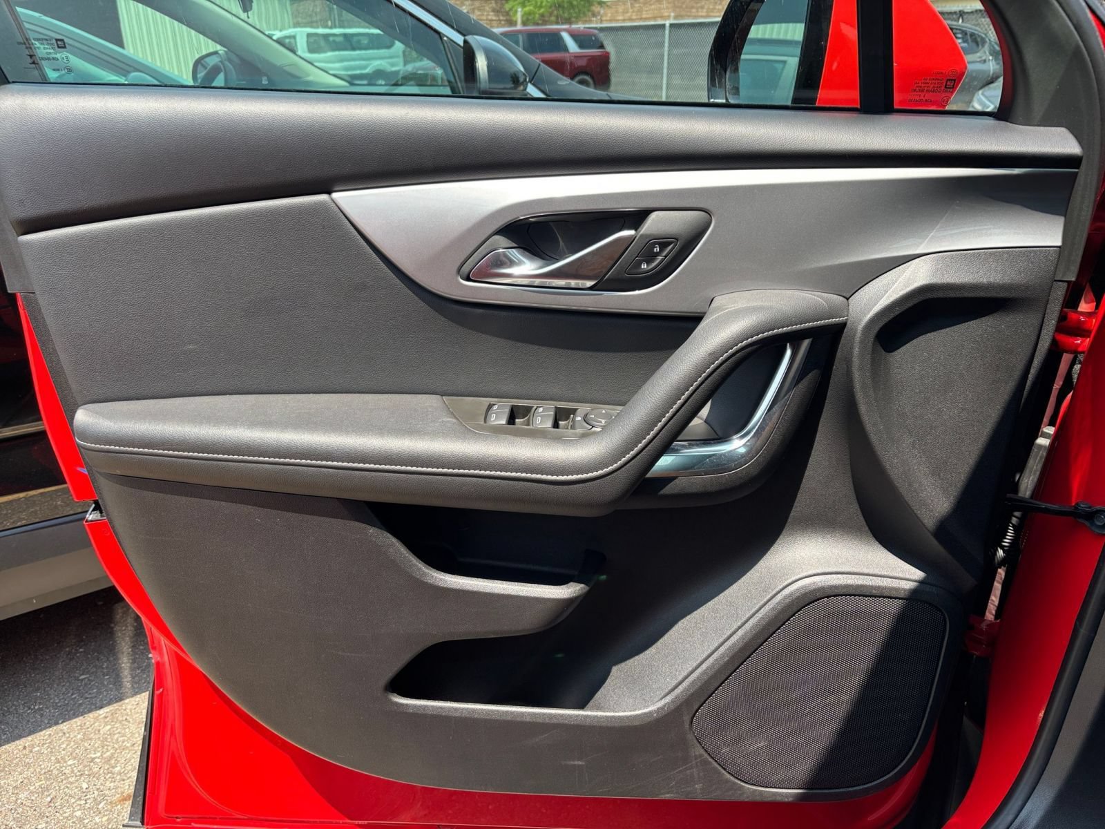 Used 2025 Chevrolet Blazer LT FWD image 18