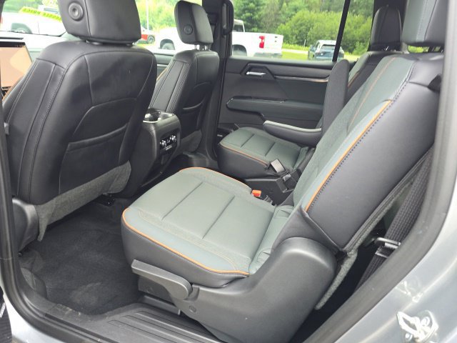 Used 2026 GMC Acadia AT4 w/ Super Cruise Package AWD/4WD image 31