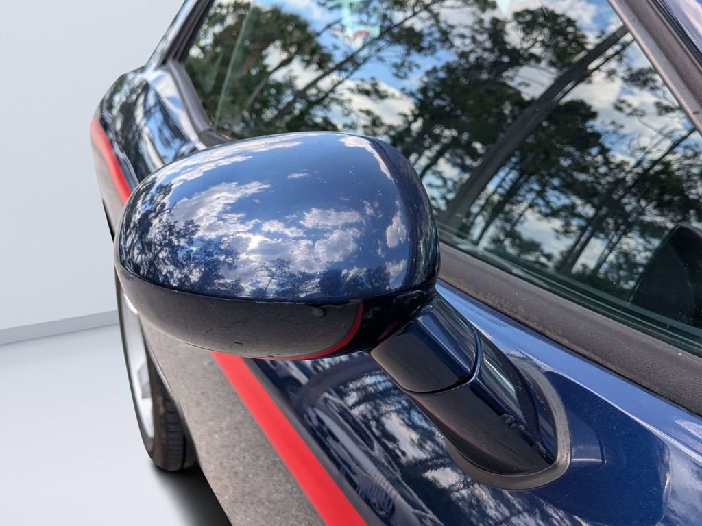Used 2014 Dodge Challenger SXT RWD image 11