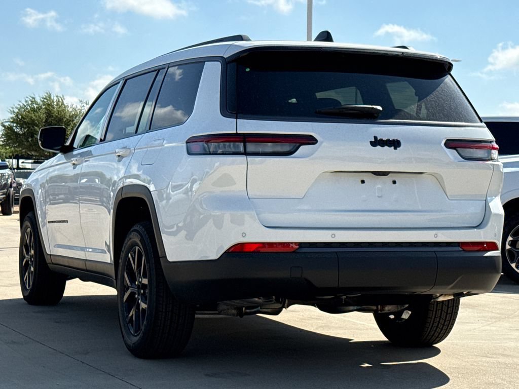 New 2026 Jeep Grand Cherokee L 2WD image 5