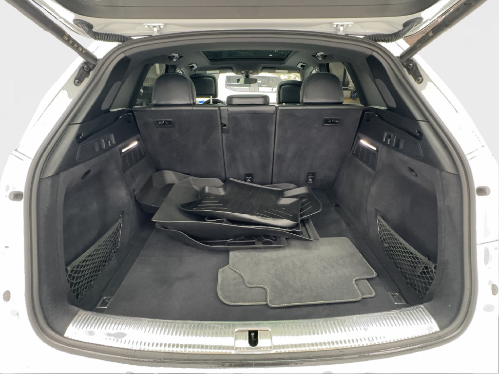 Used 2024 Audi SQ5 Premium Plus w/ Premium Plus Package AWD/4WD image 18