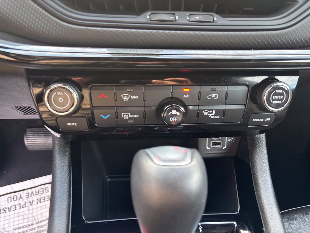 Used 2025 Jeep Compass Latitude w/ Altitude Special Edition AWD/4WD image 20