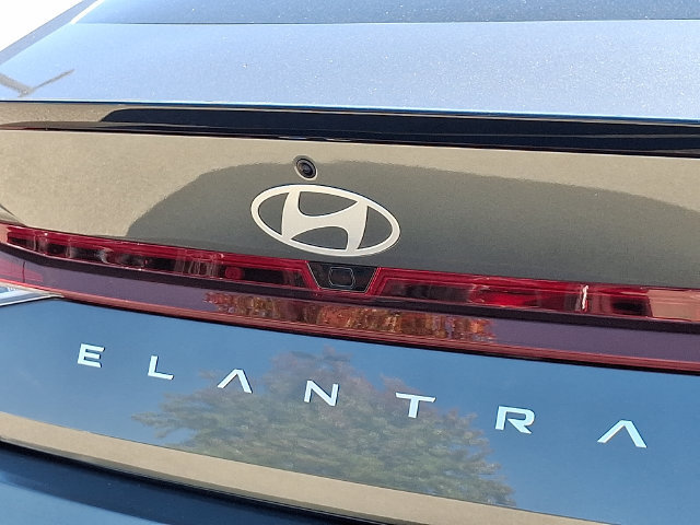 Certified 2026 Hyundai Elantra Sport FWD image 29