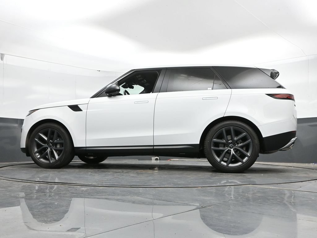 Used 2024 Land Rover Range Rover Sport SE AWD/4WD image 46