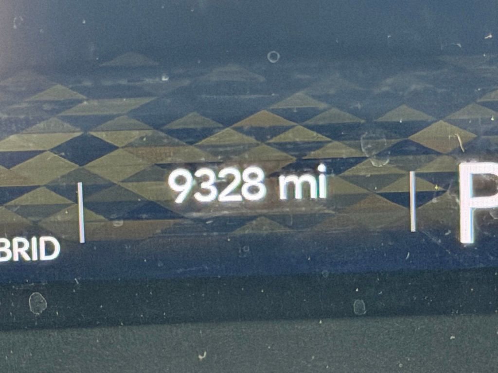 Certified 2025 Jeep Wrangler Unlimited Rubicon 4xe w/ Convenience Group image 36