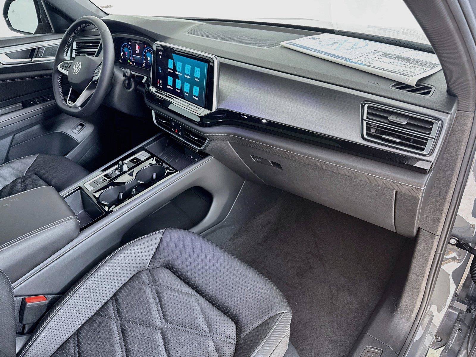 New 2026 Volkswagen Atlas Cross Sport SE FWD image 29