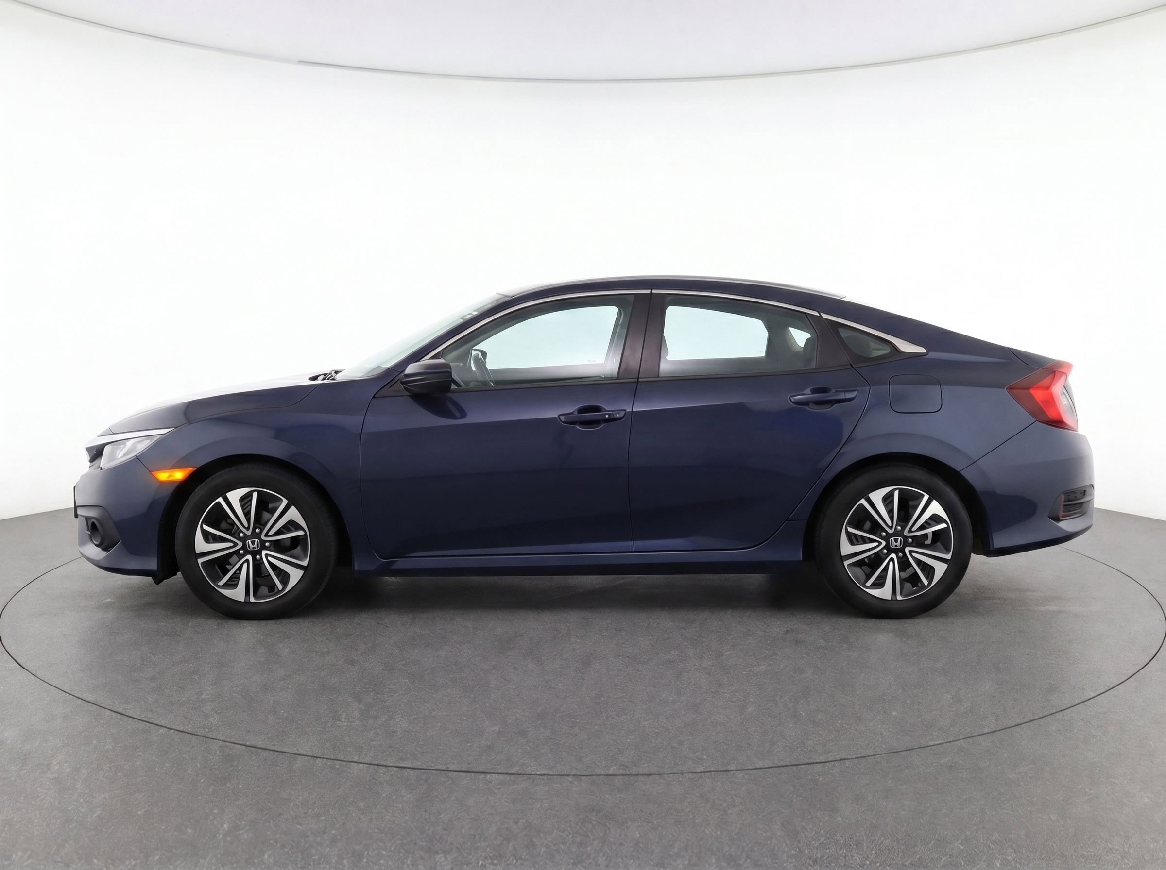 Used 2017 Honda Civic EX-L image 8