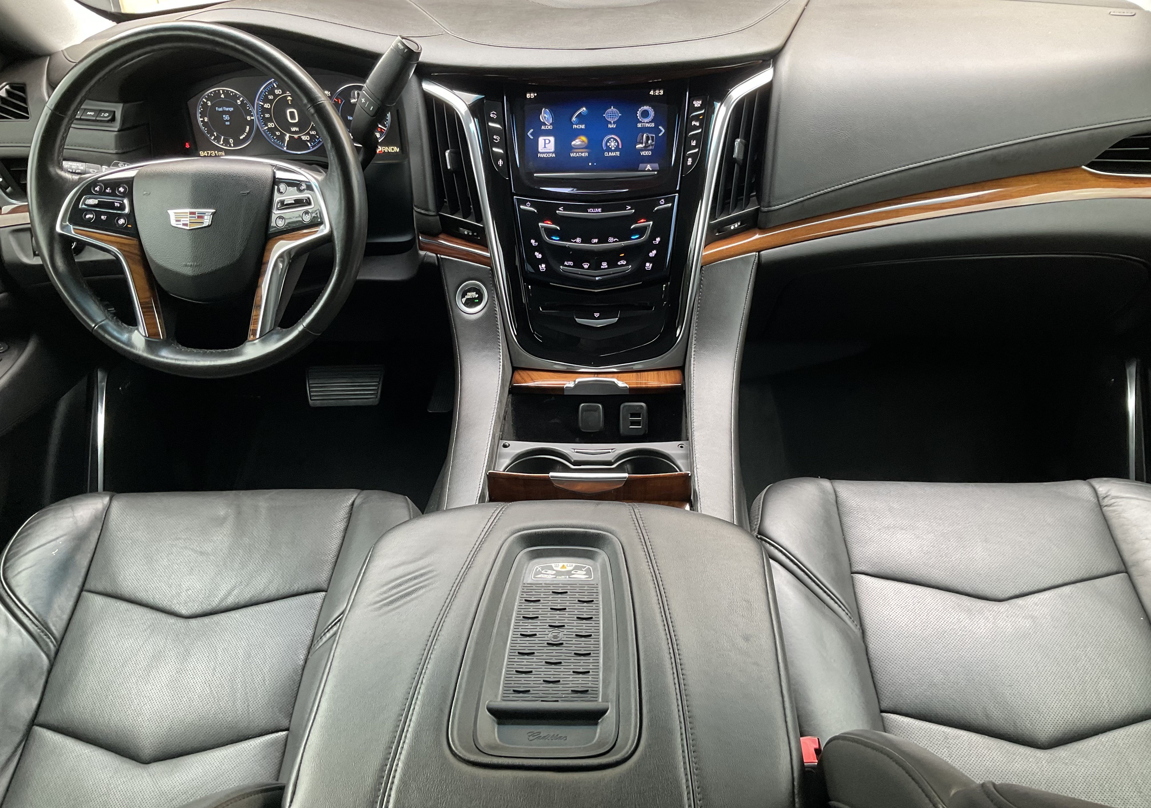 Used 2015 Cadillac Escalade Premium AWD/4WD image 24