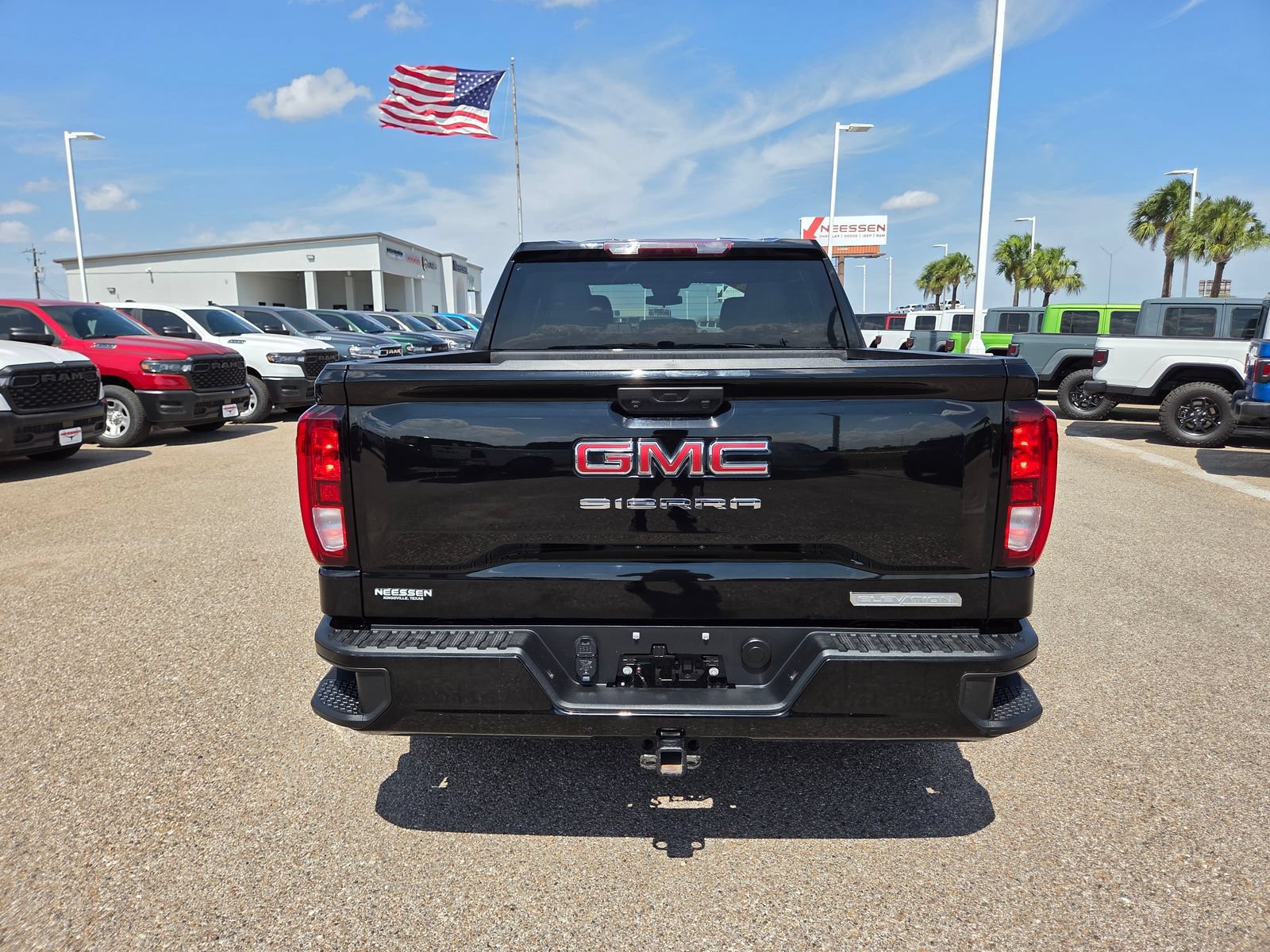 Used 2024 GMC Sierra 1500 Elevation RWD image 8