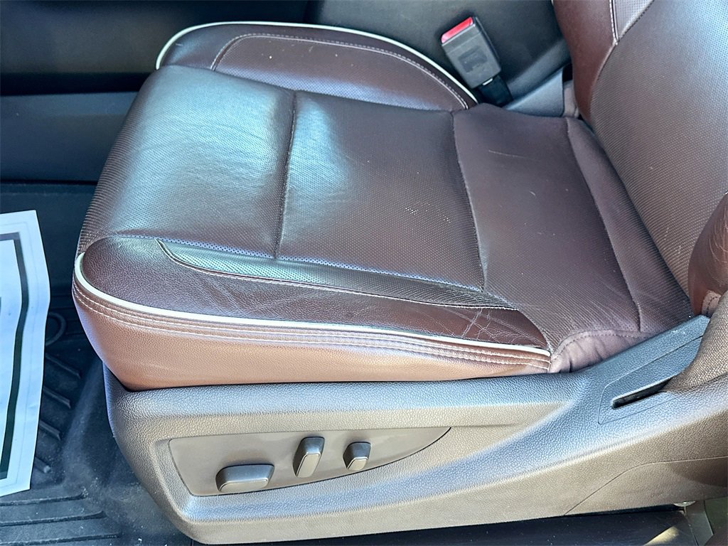 Used 2019 Chevrolet Silverado 2500 High Country w/ Duramax Plus Package image 19