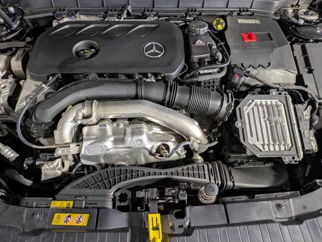 Used 2025 Mercedes-Benz GLB 250 image 25
