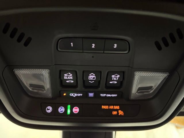 Used 2022 Chevrolet Traverse RS AWD/4WD image 30